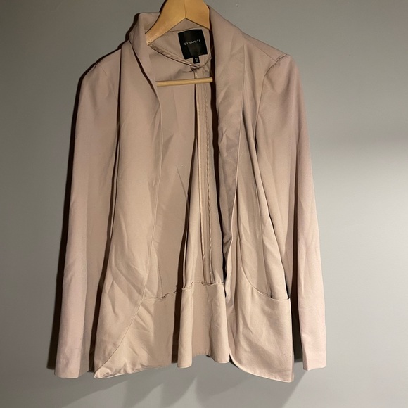 Blazer - Picture 1 of 1